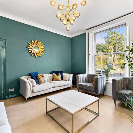Deluxe 5 Bed In Central Whitby - Parking - Hot Tub Kültér fotó
