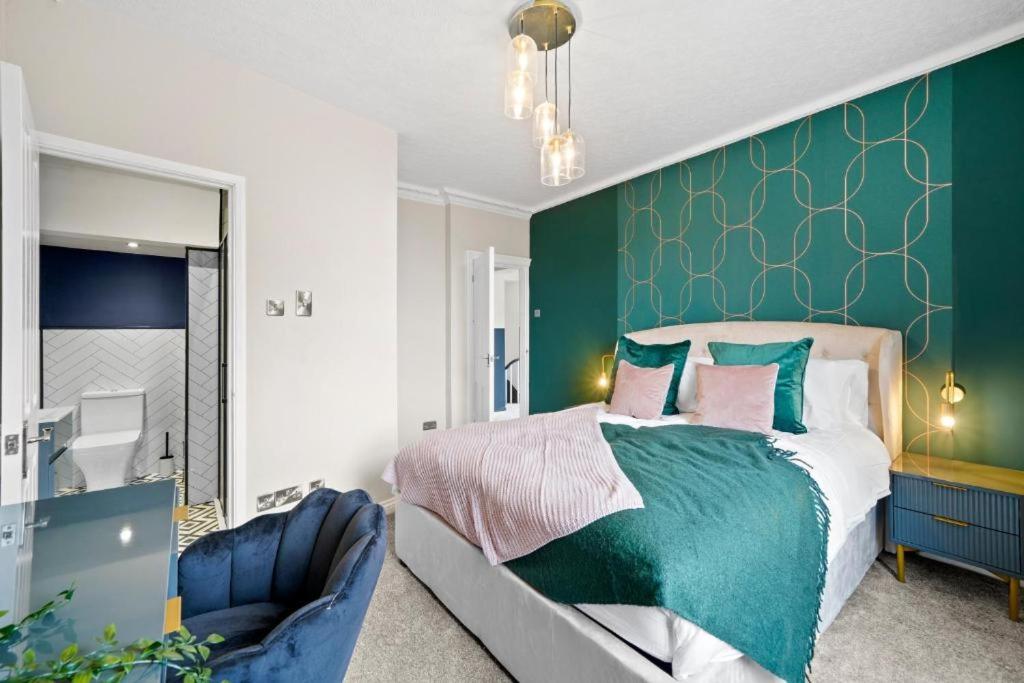 Deluxe 5 Bed In Central Whitby - Parking - Hot Tub Kültér fotó