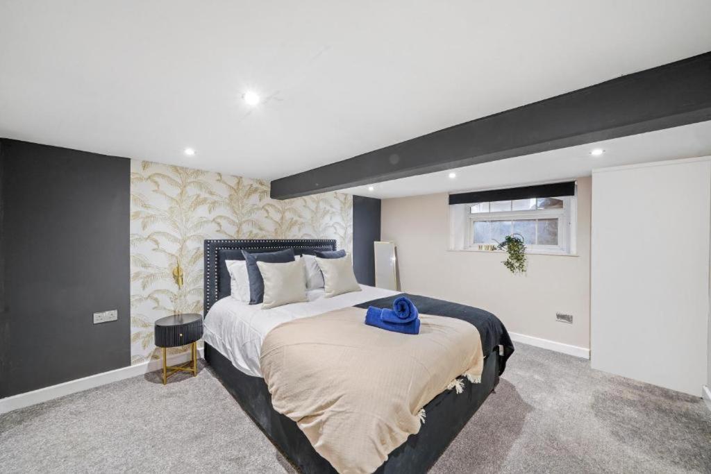 Deluxe 5 Bed In Central Whitby - Parking - Hot Tub Kültér fotó
