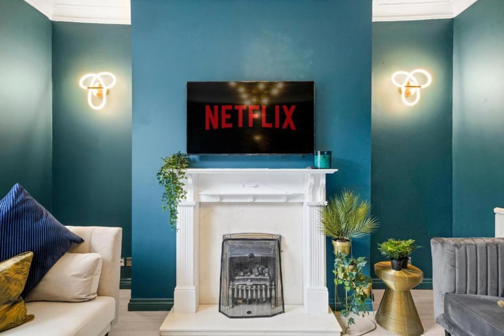Deluxe 5 Bed In Central Whitby - Parking - Hot Tub Kültér fotó