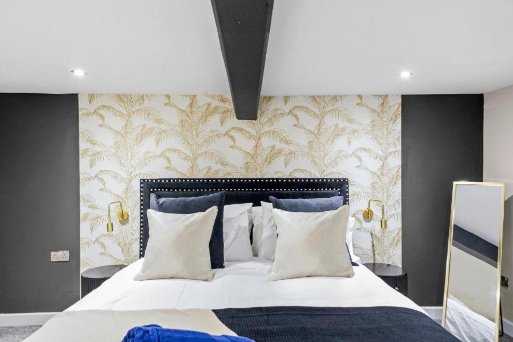 Deluxe 5 Bed In Central Whitby - Parking - Hot Tub Kültér fotó